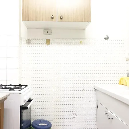 Sara A By Zoom In Earth Appartement *